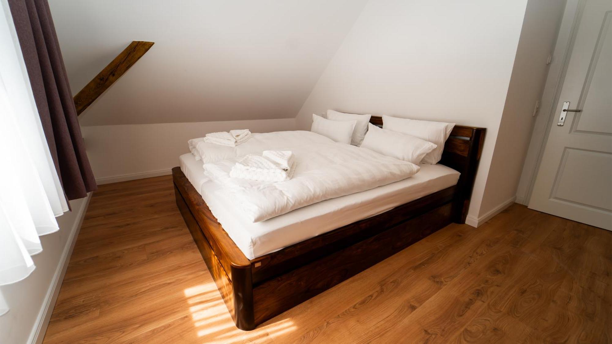Schloss Sigroen Superior Camping Und Hotel Bad Wilsnack Exterior foto