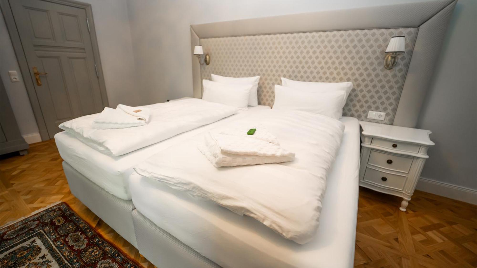 Schloss Sigroen Superior Camping Und Hotel Bad Wilsnack Exterior foto